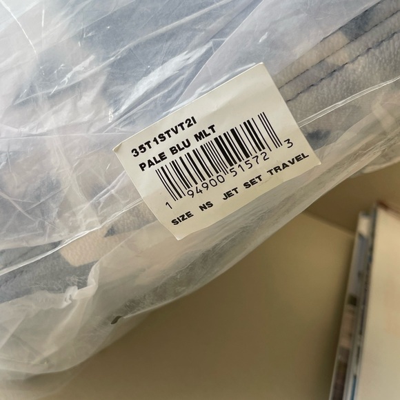 (new+tag) Michael Kors ‘rare’ jet set travel carryall tote color cloud b… - Picture 6 of 13